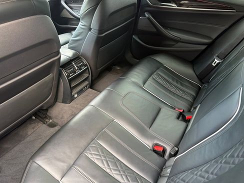 Used 2020 BMW 540i w/ M Sport Package image 15