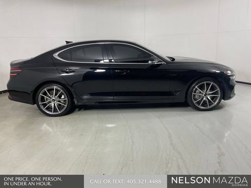 Used 2025 Genesis G70 2.5T RWD image 5