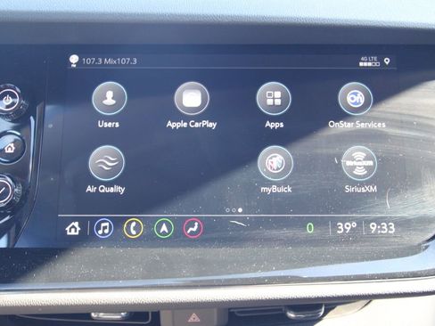 Used 2023 Buick Envision Avenir image 34