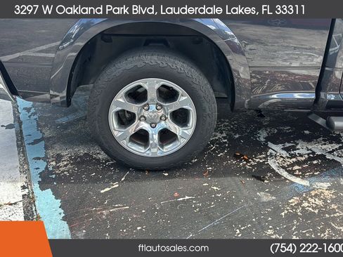 Used 2017 RAM 1500 Laramie w/ Convenience Group RWD image 18