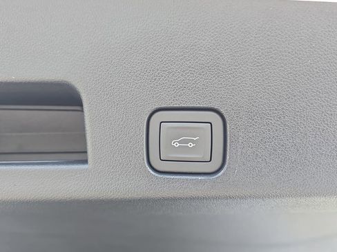 New 2026 GMC Acadia Elevation w/ Elevation Premium Package FWD image 14