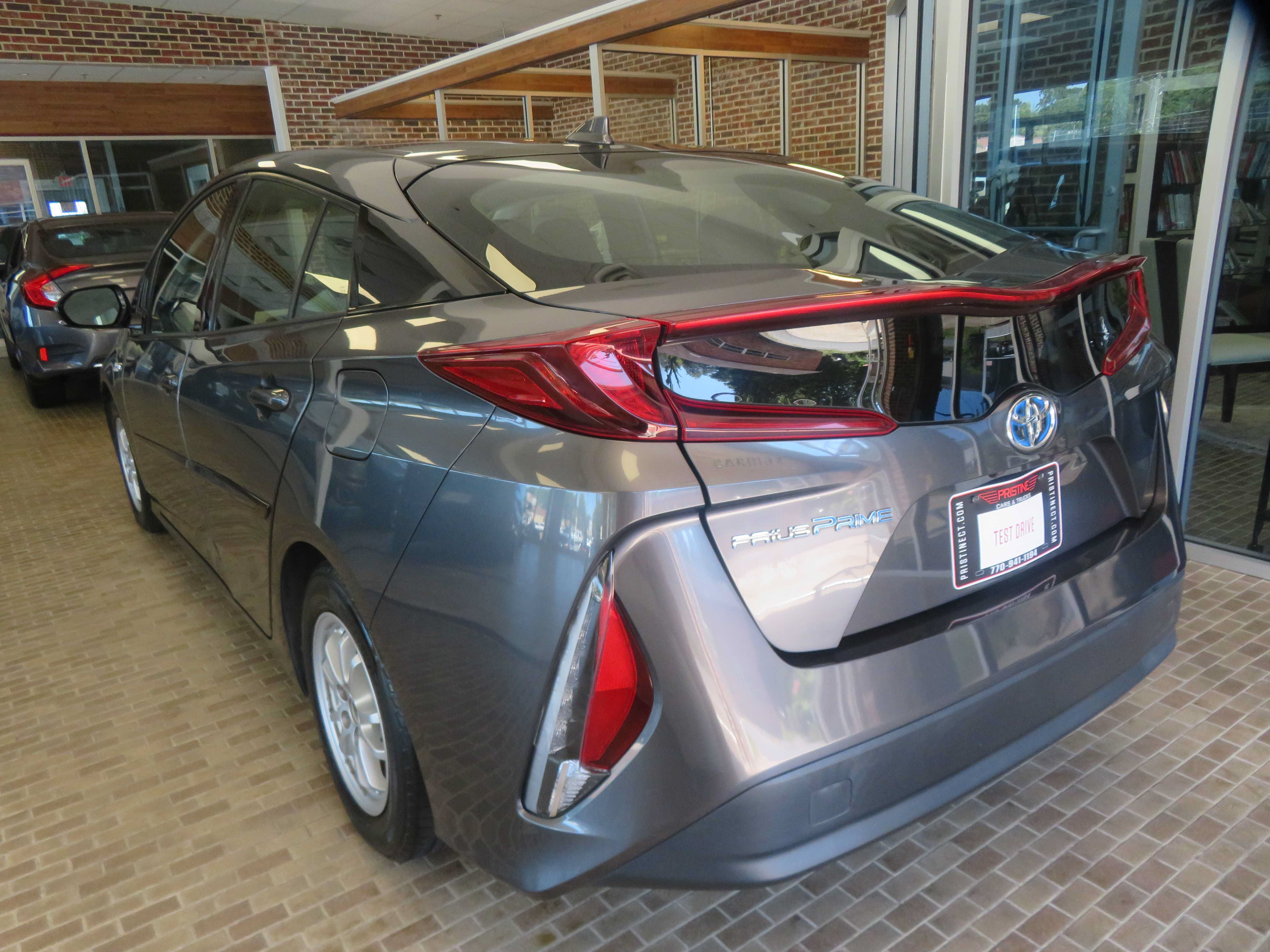 Used 2018 Toyota Prius Prime Premium FWD image 68