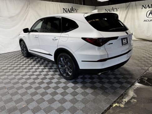 Certified 2023 Acura MDX A-Spec image 3