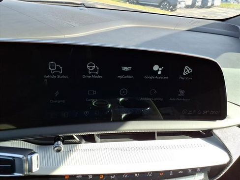 New 2026 Cadillac Optiq Sport 2 image 29