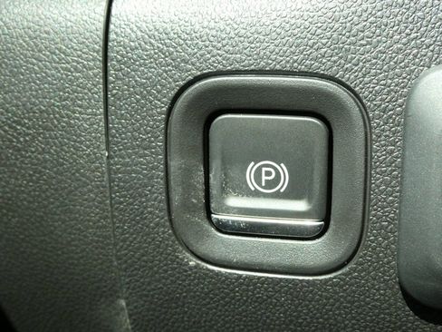 New 2024 GMC Sierra 2500 Pro w/ Convenience Package image 13