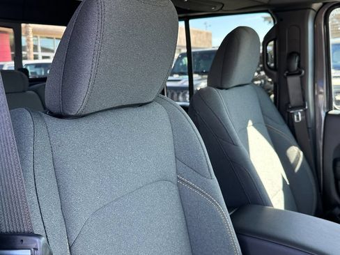 New 2026 Jeep Gladiator Sport AWD/4WD image 15