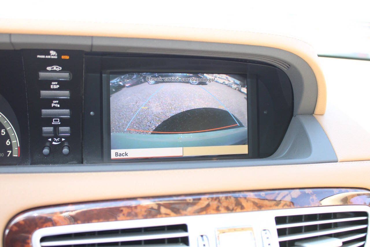 Used 2009 Mercedes-Benz CL 550 4MATIC image 16