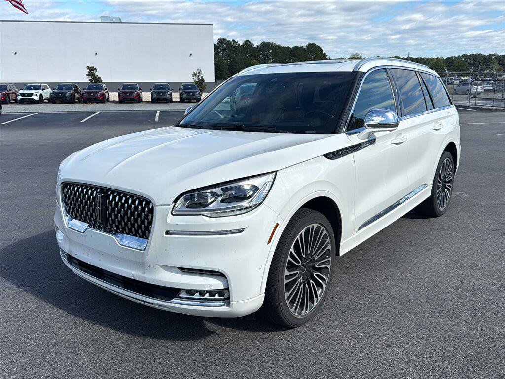 Used 2022 Lincoln Aviator Black Label w/ Dynamic Handling Package AWD/4WD image 3