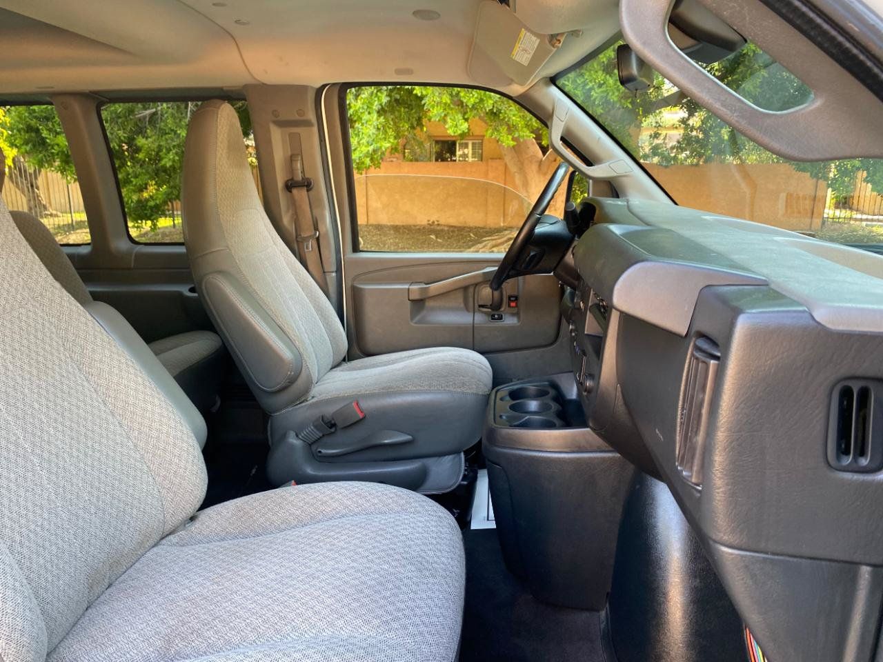 Used 2019 Chevrolet Express 3500 LT w/ LT Preferred Equipment Group RWD image 40