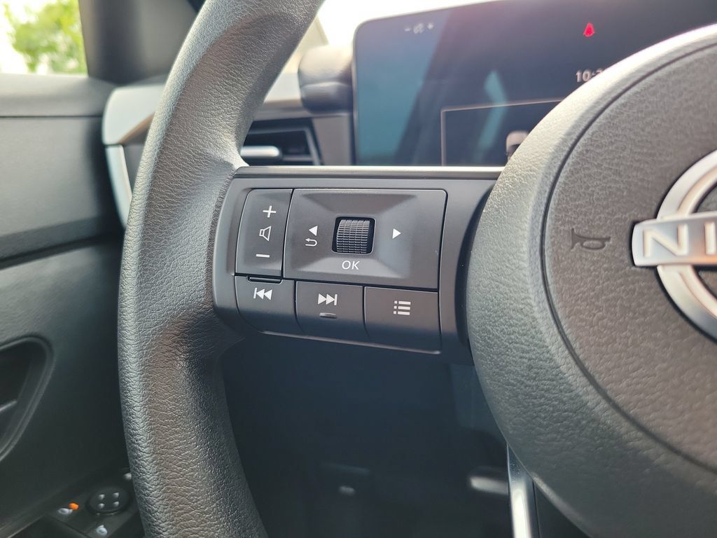 Certified 2025 Nissan Kicks S FWD image 22