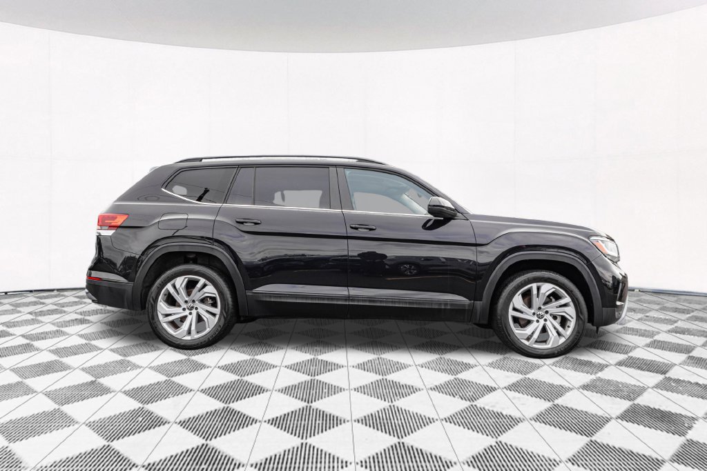 Certified 2023 Volkswagen Atlas SE w/ Panoramic Sunroof Package AWD/4WD image 11