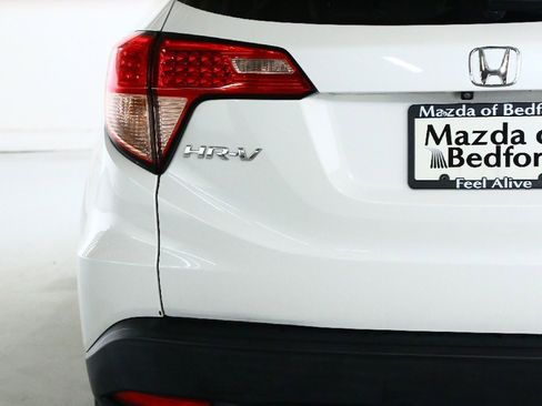 Used 2018 Honda HR-V EX image 43