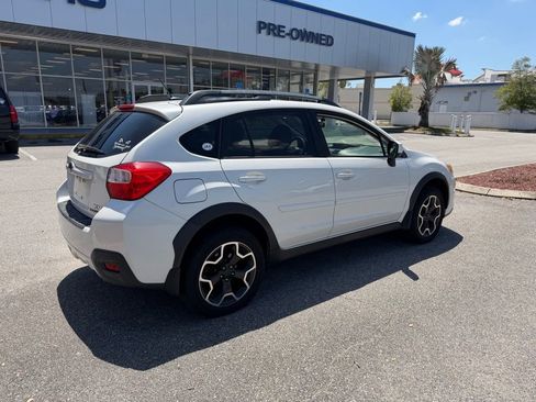 Used 2014 Subaru Crosstrek 2.0i Premium AWD/4WD image 3