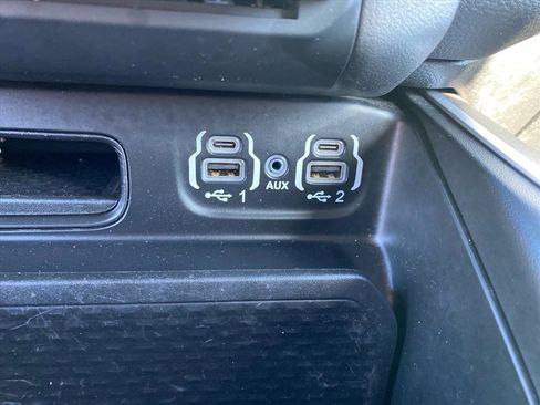 Used 2022 RAM 1500 Big Horn image 13