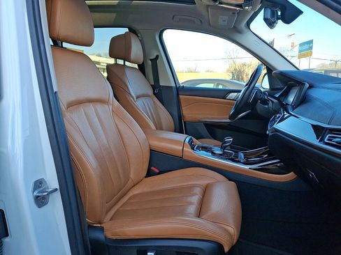 Used 2020 BMW X7 xDrive40i w/ Premium Package image 30