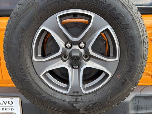 Used 2021 Jeep Wrangler Sport S image 12