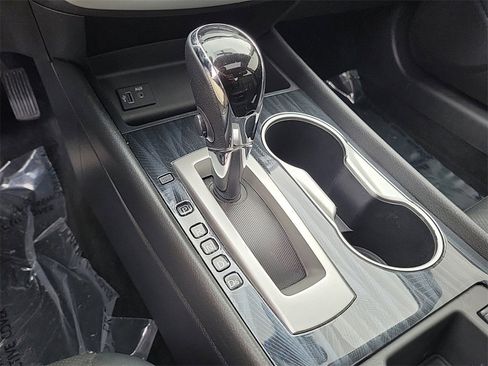 Used 2018 Nissan Altima 2.5 SL w/ 2.5 SL Technology Package image 28