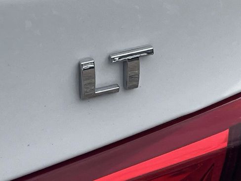 Used 2024 Chevrolet Malibu LT FWD image 14