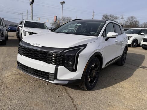 New 2026 Kia Sportage EX image 8