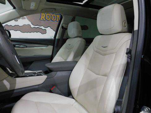Used 2021 Cadillac XT5 Premium Luxury AWD/4WD image 33