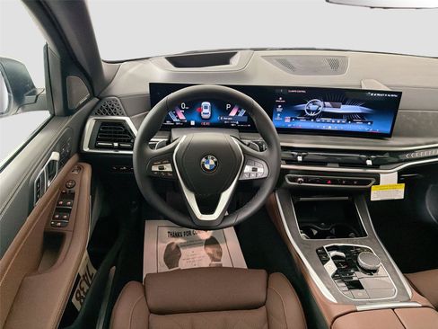 New 2026 BMW X5 xDrive40i AWD/4WD image 24