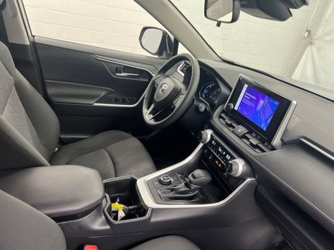 Used 2023 Toyota RAV4 XLE w/ Convenience Package AWD/4WD image 25