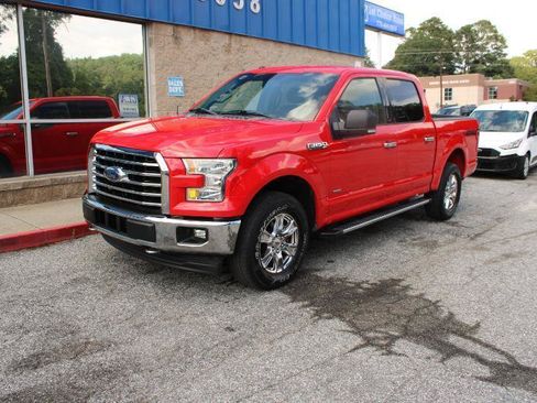 Used 2017 Ford F150 XLT w/ Equipment Group 302A Luxury AWD/4WD image 3