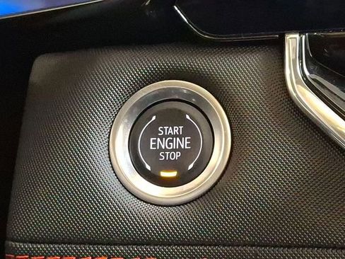 Certified 2024 Chevrolet Colorado Z71 w/ Z71 Convenience Package 2 image 8