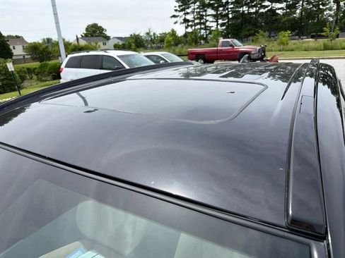 Used 2025 Toyota RAV4 XLE w/ Convenience Package AWD/4WD image 11