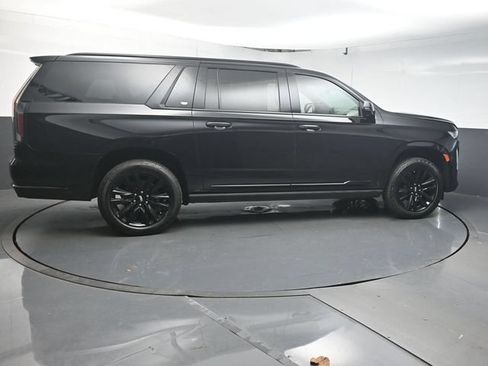 Used 2022 Cadillac Escalade ESV Sport Platinum AWD/4WD image 8
