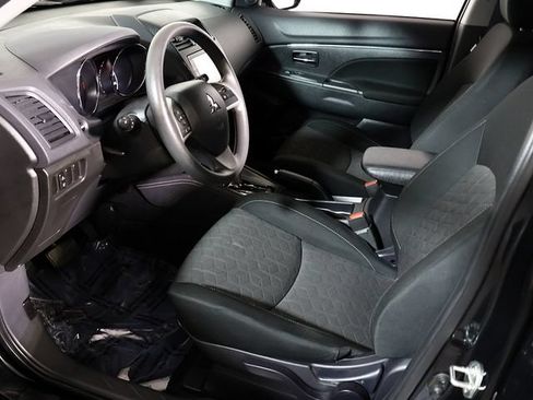 Used 2025 Mitsubishi Outlander Sport ES AWD/4WD image 12