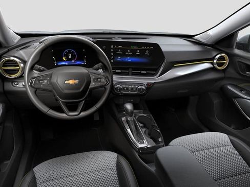 New 2026 Chevrolet Trax LT image 25