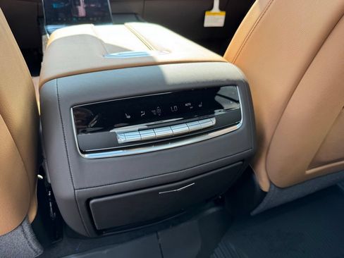 New 2026 Cadillac Escalade Luxury w/ Touring Package AWD/4WD image 18