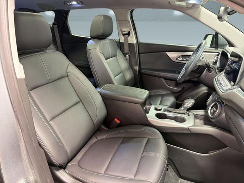 Used 2023 Chevrolet Blazer LT FWD image 31