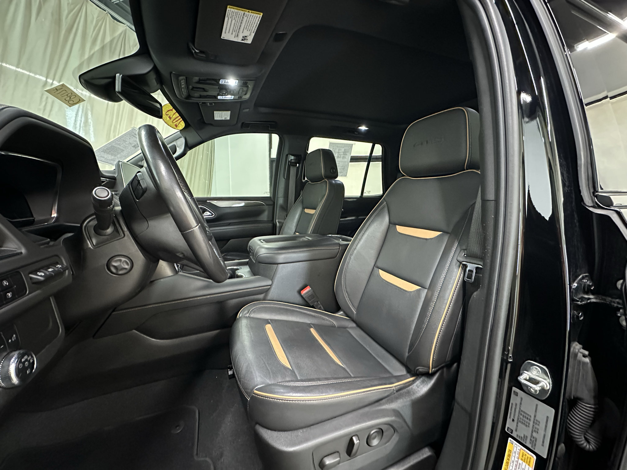 Certified 2023 GMC Yukon AT4 w/ Technology Package AWD/4WD image 26