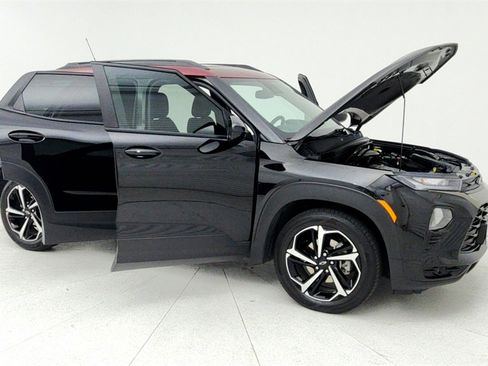 Certified 2023 Chevrolet TrailBlazer RS w/ Sun and Liftgate Package image 13