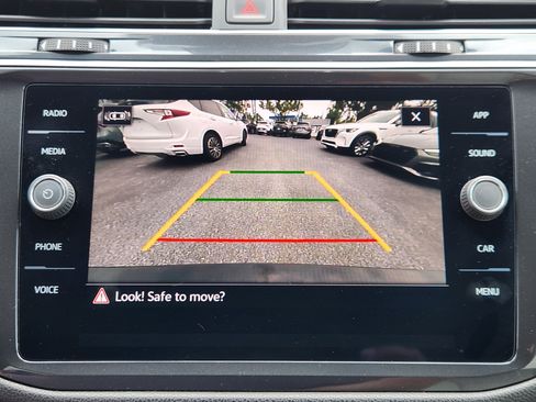 Certified 2023 Volkswagen Tiguan SE R-Line FWD image 13
