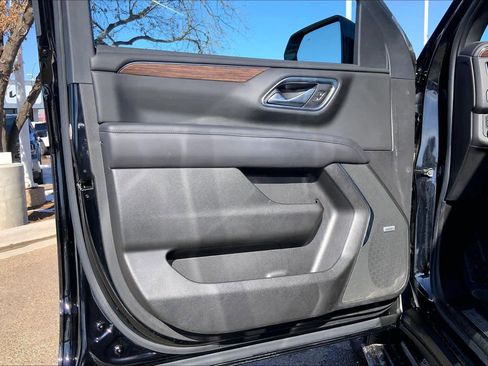Used 2021 Chevrolet Tahoe High Country image 21