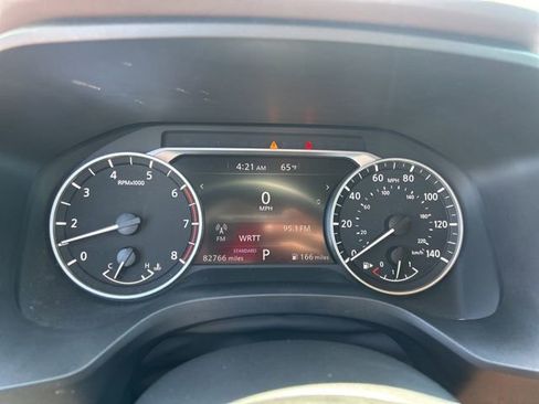 Used 2023 Nissan Rogue S FWD image 19
