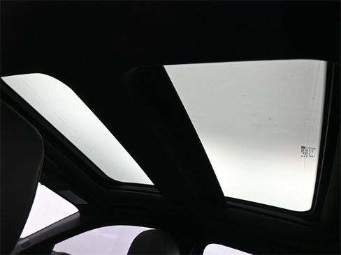 Used 2025 Cadillac CT5 V image 20