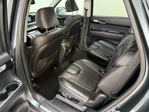 Used 2021 Hyundai Palisade Limited image 34