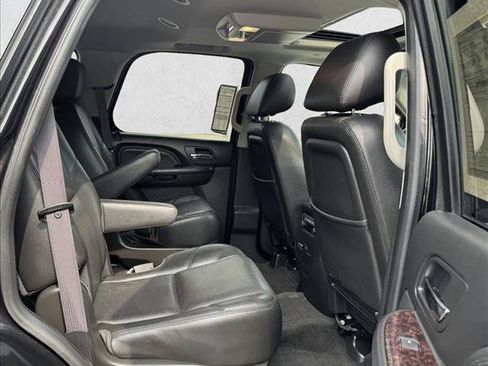 Used 2013 GMC Yukon Denali AWD/4WD image 18