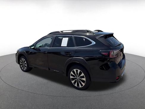 Used 2024 Subaru Outback Limited AWD/4WD image 11