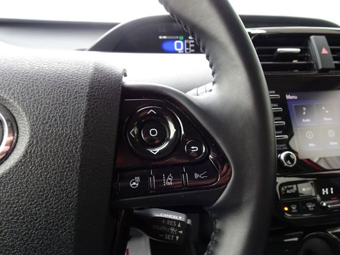 Used 2020 Toyota Prius AWD image 22