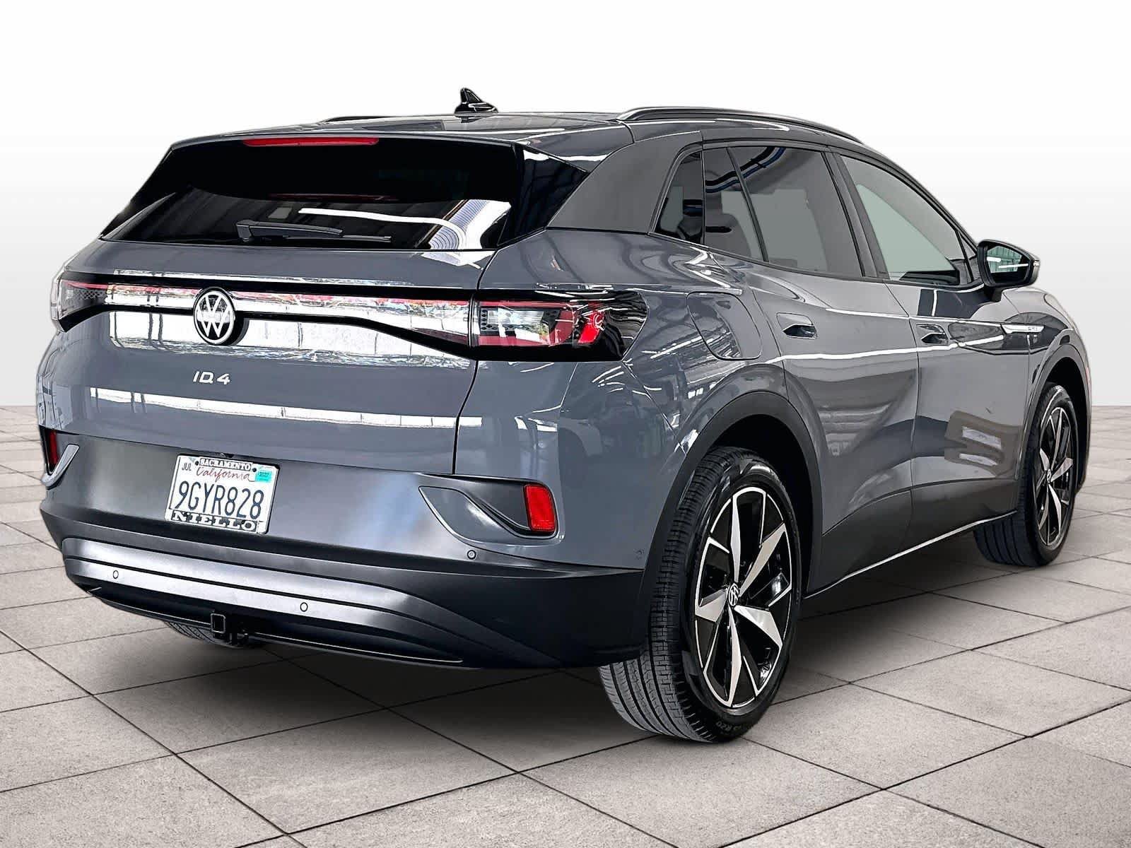 Used 2023 Volkswagen ID.4 Pro S AWD/4WD image 10
