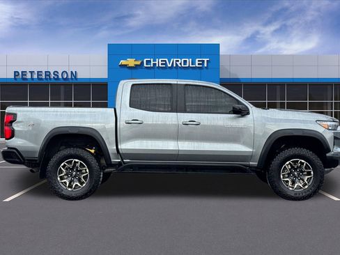 Used 2023 Chevrolet Colorado ZR2 w/ ZR2 Convenience Package III image 3