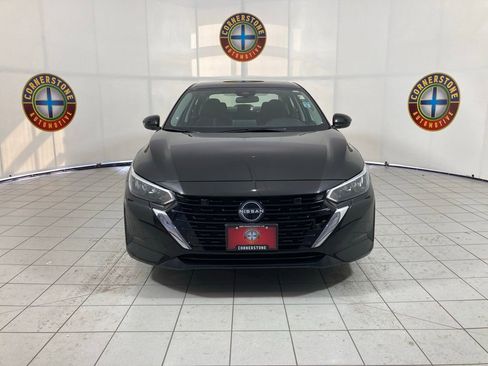 Used 2025 Nissan Sentra SV image 18