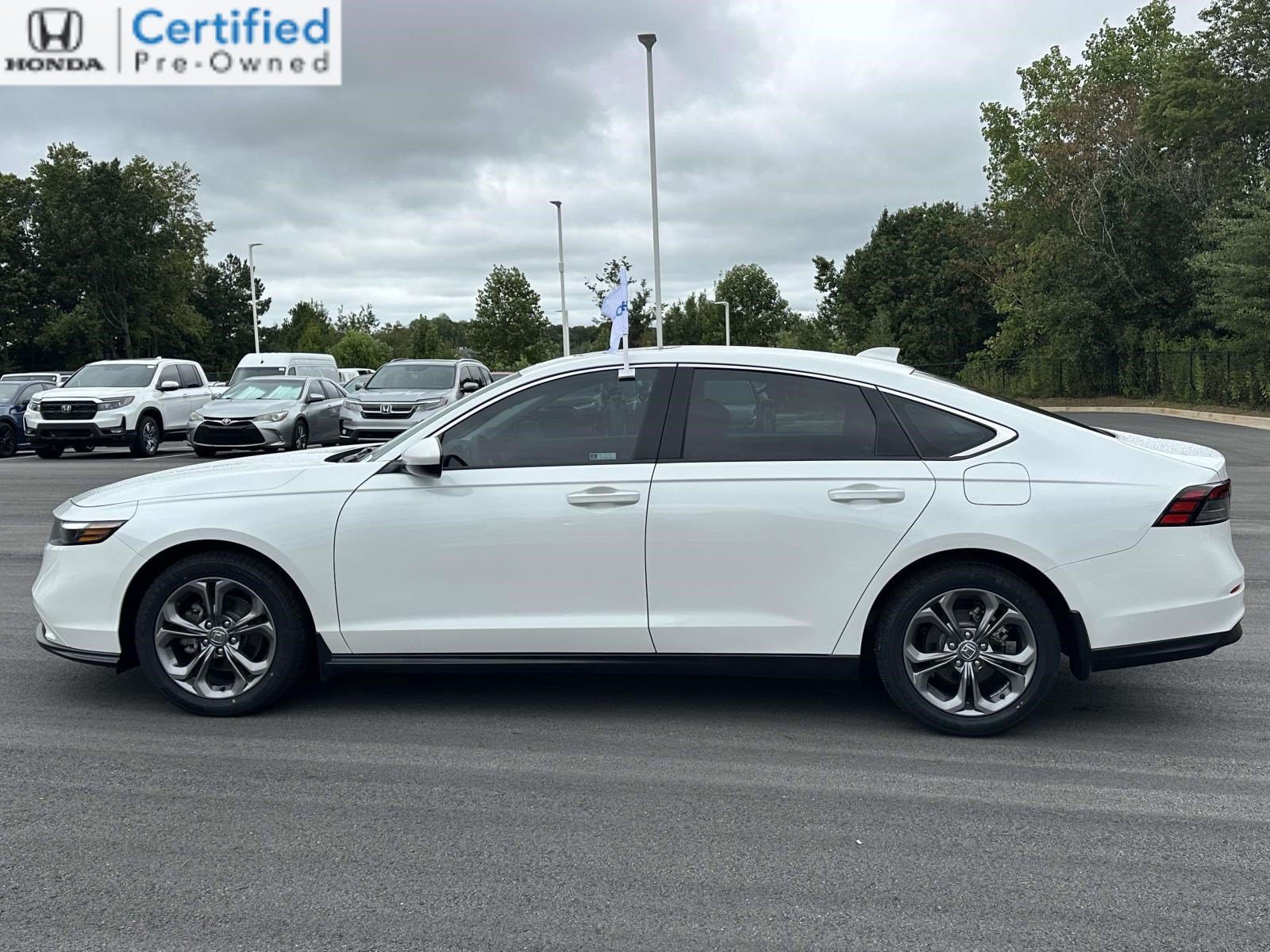 Certified 2024 Honda Accord EX image 23