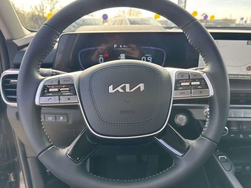New 2025 Kia Telluride S image 25