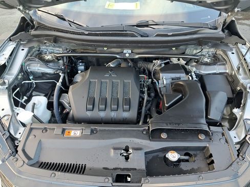 Used 2023 Mitsubishi Eclipse Cross SEL image 12